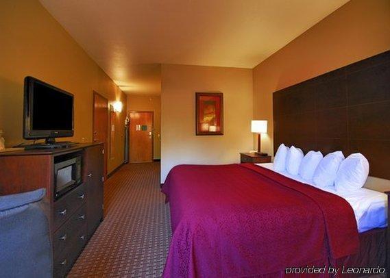 6 Pensacola, Fl - West I-10 Hotel Ferry Pass