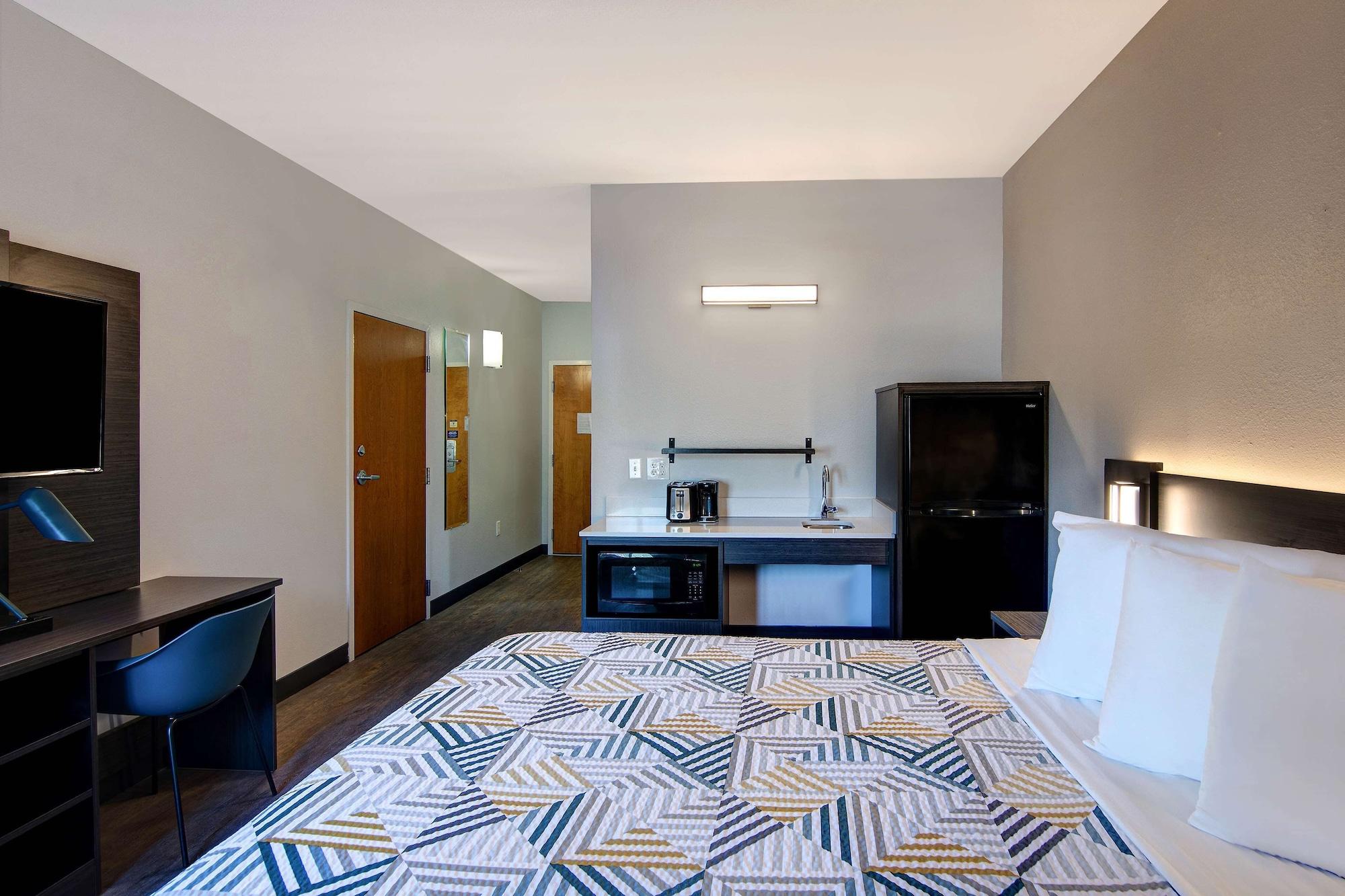 Hotel 6 Pensacola, Fl - West I-10 2*
